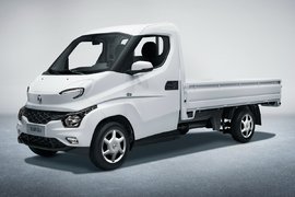 爆火神车五菱征途遇劲敌 飞碟Q3能否成为其最大威胁?