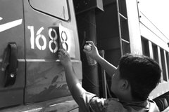 ����������ֻ�ܲ��� ���б�ָӦ�����