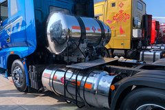 ���570����2600ţ�� ��LNG���͸�����