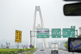 春天睡不醒？ 货车司机开车如何预防春困？