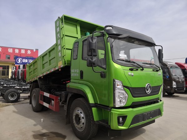 大吨小标治理后 两轴黄牌自卸大行其道