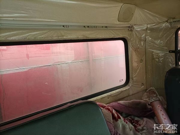 ��שѡ�������������ж&nbsp;�������»ر�