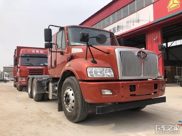 ������ͷ��&nbsp;�������ݶ෽��ʵ������