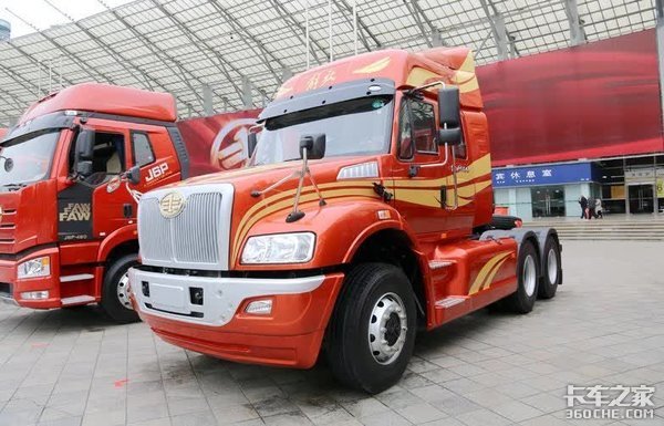 ������ͷ��&nbsp;�������ݶ෽��ʵ������