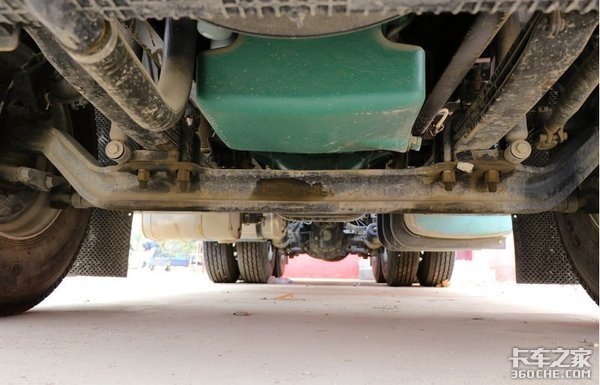 ������ͷ��&nbsp;�������ݶ෽��ʵ������