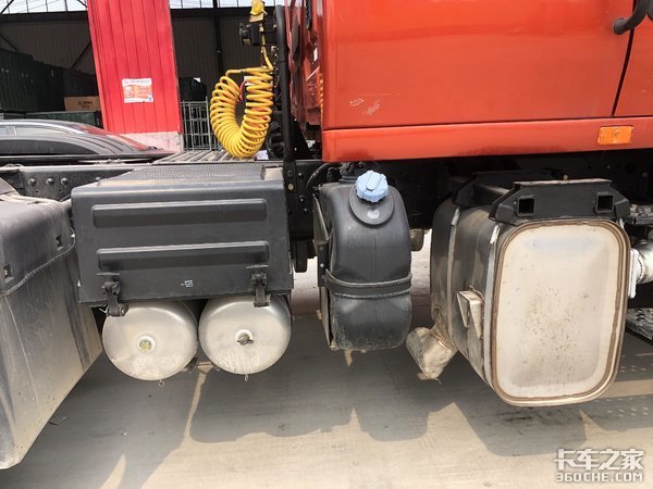 ������ͷ��&nbsp;�������ݶ෽��ʵ������