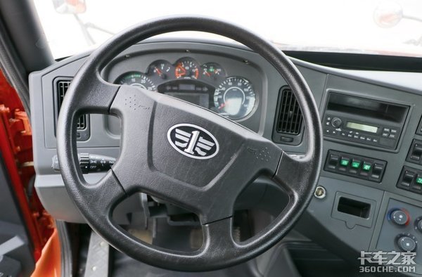 ������ͷ��&nbsp;�������ݶ෽��ʵ������