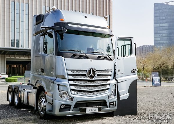 ӺӾb Actros