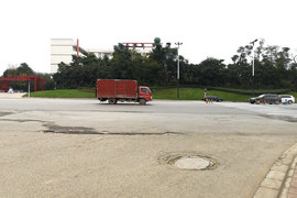 经销商：卖车赔钱不卖更赔 新政不落地该何去何从