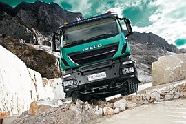 IAAǰհ:¼ʻ IvecoTrakker