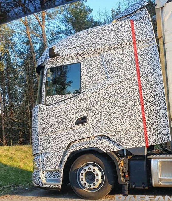 ���س���ƽͷ��ʻ��&nbsp;���XF�³�̫����