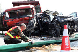 开车常见的4个危险细节 你都遇见过吗？