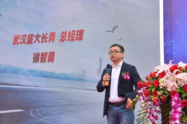 撒花 上汽红岩百台交车仪式圆满成功！