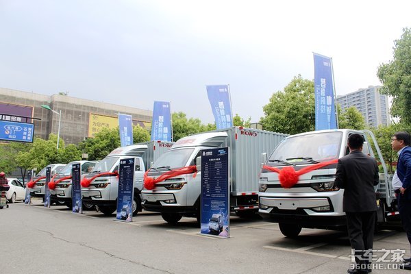 中国重汽HOWO智相杭州站上市发布会