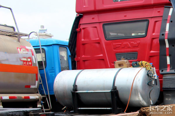 Ϊ�δ����ƽ�Һ��&nbsp;�����Ӿ��ܷ�������