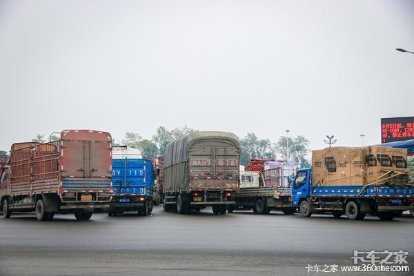 别让轻卡“折了腰” 市场不规范 过度轻量化或只是噱头