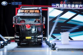 1800公里征程路 55周年纪念版J6荣归长春 绽解放风华