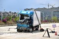 飞碟汽车：8米高空测安全 用实力说话！