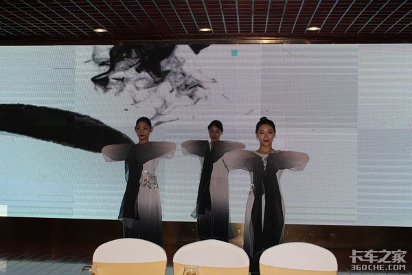 解放轻卡南京润淮产品推介会成功举办