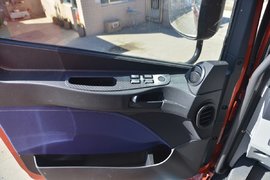 采埃孚AMT搭配康明斯 中长途快运选欧曼GTL北方版 不手软！