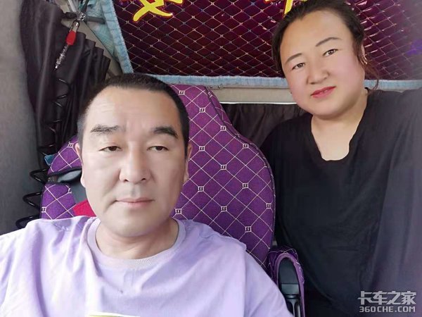 孩子考上研究生 开卡车夫妻俩“再苦再累都很有干劲!”