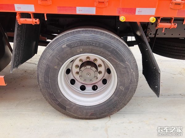 实力车型典范！中国重汽汕德卡G5 7.8米 6x2载货车详解