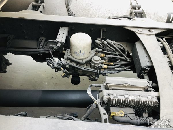 持续续航超4000km 沃尔沃FM460专攻快递运输