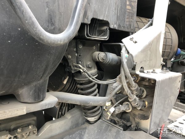 持续续航超4000km 沃尔沃FM460专攻快递运输