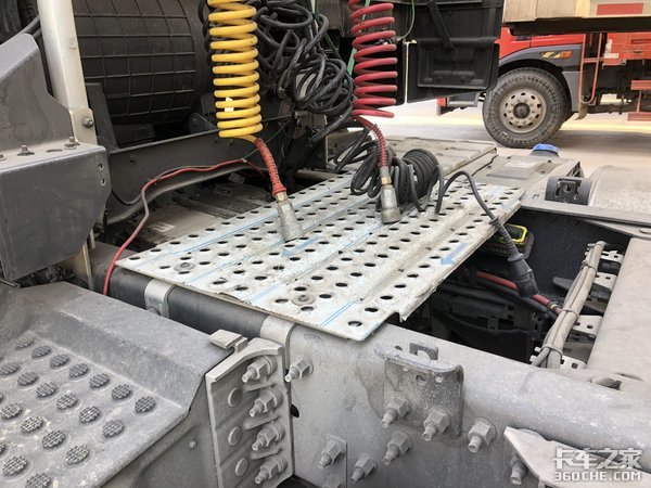 持续续航超4000km 沃尔沃FM460专攻快递运输