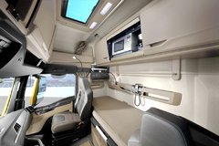 ���ѵ��������գ�MAN����������ɫ��