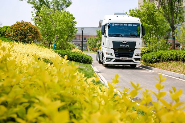 曼恩全国路演续航泉城 全新TGX于山东正式交付