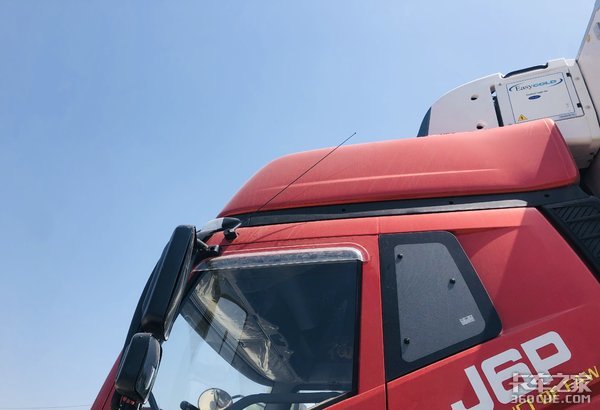 冷藏运输能手 图解解放J6P 9米6冷藏车