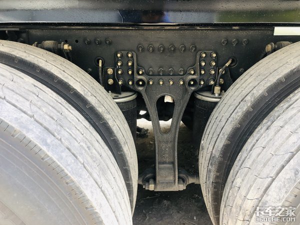 冷藏运输能手 图解解放J6P 9米6冷藏车