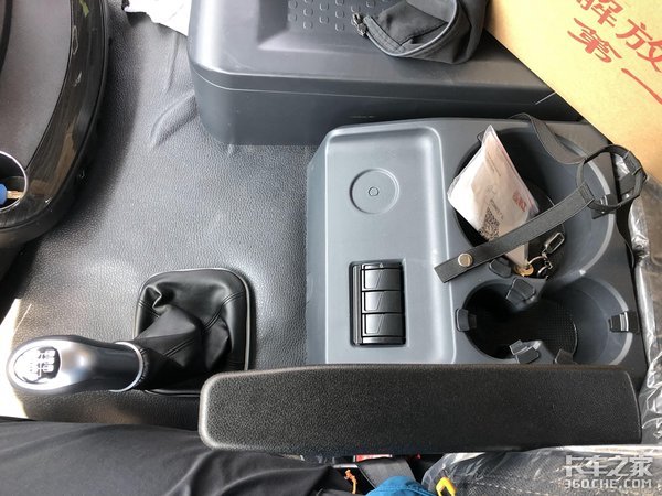 冷藏运输能手 图解解放J6P 9米6冷藏车