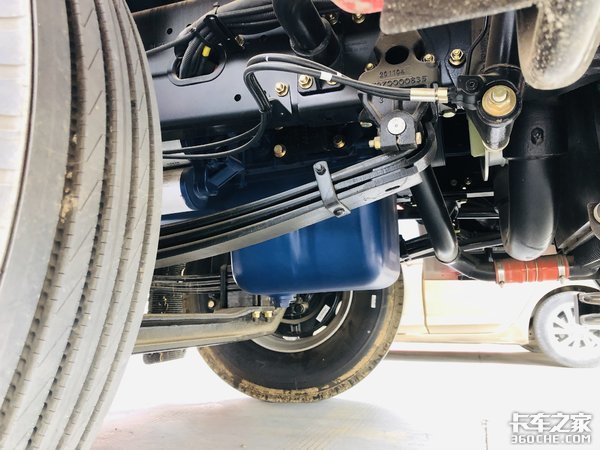 绿通运输新秀车型 新M3000S轻量化版