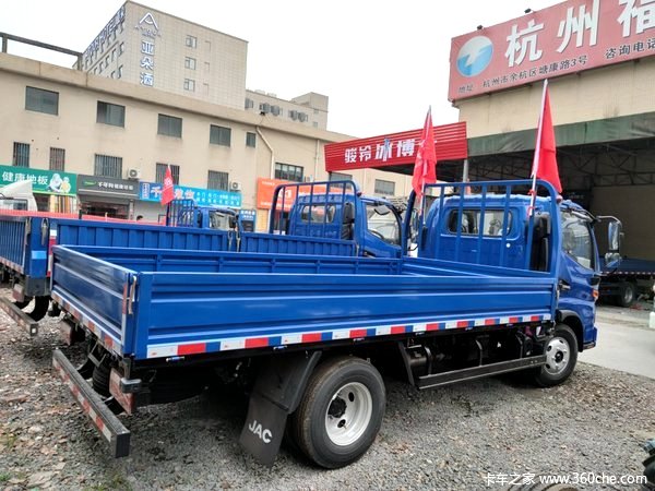 轻卡大清仓! 统帅最高直降3万 5款四米二轻卡促销