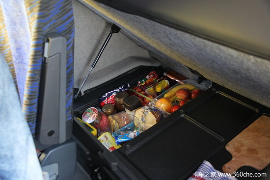 ����һ����'2ë'&nbsp;�״βɷù��⿨��˾��