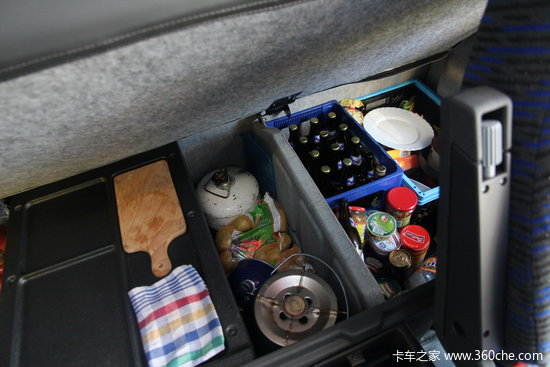 ����һ����'2ë'&nbsp;�״βɷù��⿨��˾��