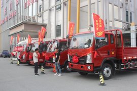 现场订车60余台 苏州豪沃轻卡特卖会成功举办