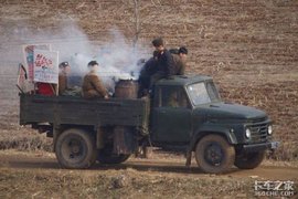 烧木头当能源?底盘也能上路?各国特色车型盘点2