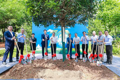 ��ŵ�����ó�ϵͳ(����)ӭ��ʮ�껪��