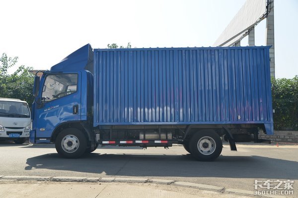 城镇配送神车 详解AMT上汽跃进H500轻卡