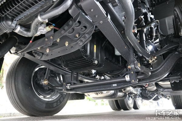 大马力小速比！ 乘龙H7陆航版有何不同