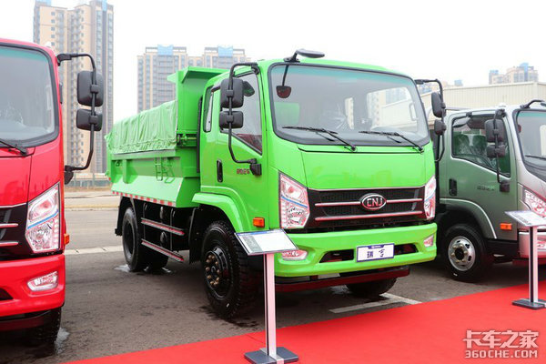 福田大增9成领涨南骏杀进前三,4月中卡市场特点深度解析