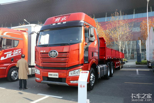 解放称雄重汽最猛，4月中重型载货车市场特点深度剖析