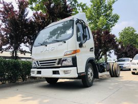 短途物流配送不知道怎么选车 看看109马力的江淮骏铃V5咋样