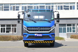 156马力云内德威D30机+8挡法士特箱 这款凯捷M6还配置了卧铺！