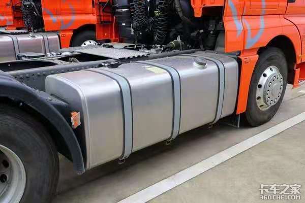 开张吃三年的大件运输选车 汕德卡G7实用还可靠