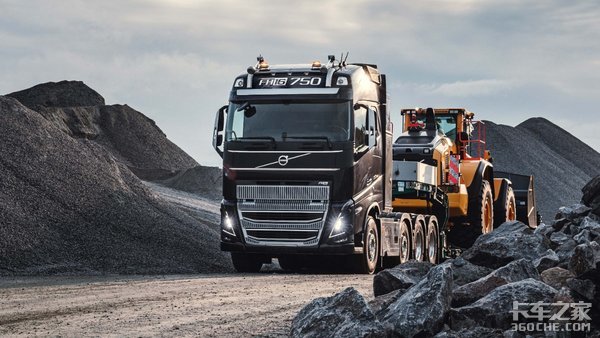 沃尔沃FH16舒适性升级 带专属软质地毯、卧铺宽度超一米