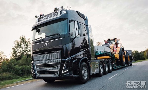 沃尔沃FH16舒适性升级 带专属软质地毯、卧铺宽度超一米